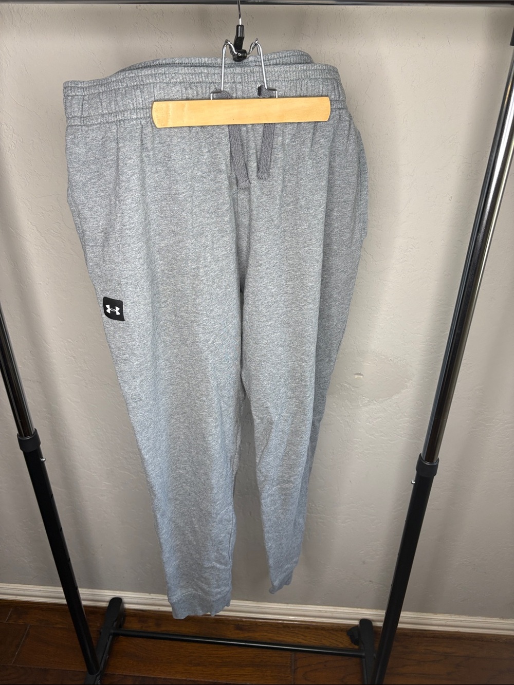Under Armour Gray Heather Men's Jogger Sweatpants